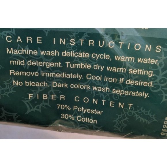 NOS Dayton Hudson Christmas Tablecloth Poinsettia Vtg 90s Holiday Retro 60 x 84 - Picture 6 of 16